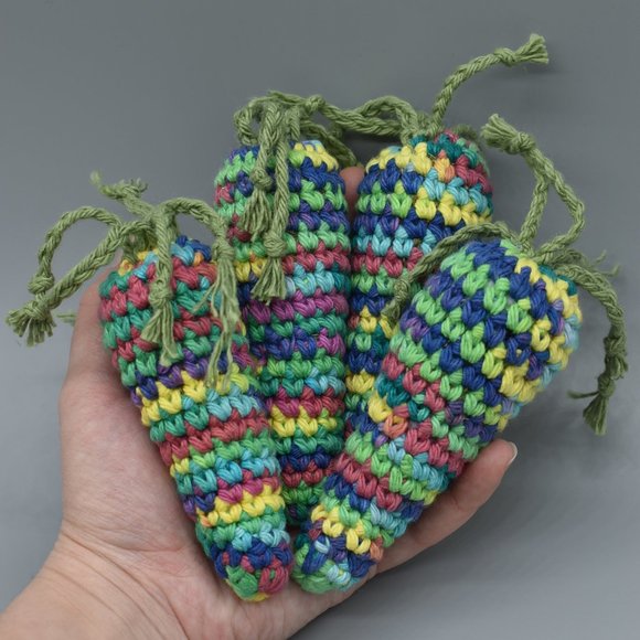 Hand Crafted Crochet catnip filled rainbow carrot cat toys set of four - Picture 1 of 4